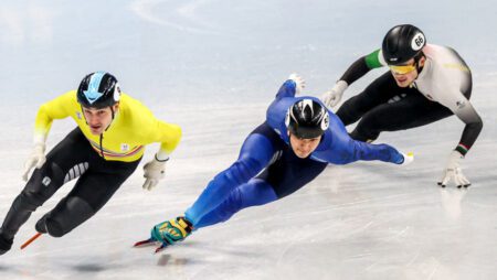 Олимпиада в Пекине: представитель Казахстана в шаге от медали в дисциплине шорт-трек