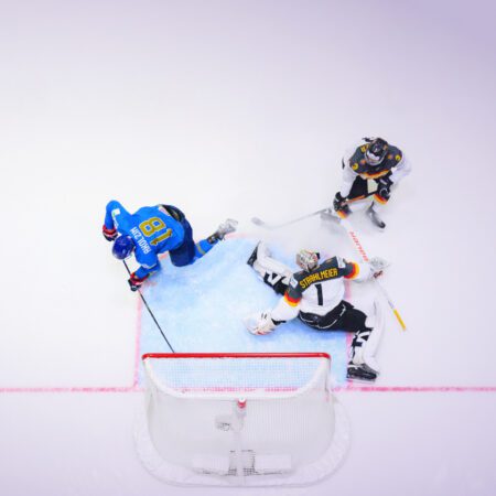 Очередная оплеуха на Чемпионате мира по хоккею: сборную Казахстана обыграли немцы
