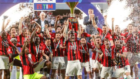 Серия А: «Милан» возвращает скудетто на «Сан-Сиро»