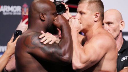 Бойцы UFC хейтят Павловича: бой можно было продолжать