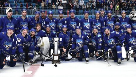 «Барыс» выигрывает Кубок Президента РК, но ставит под угрозу победу в КХЛ