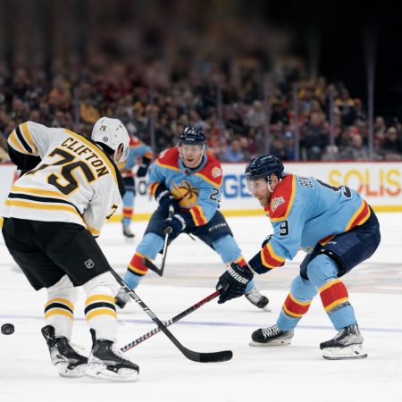 Кто пройдет первый раунд плей-офф НХЛ в сезоне 2022/2023: Восточная конференция