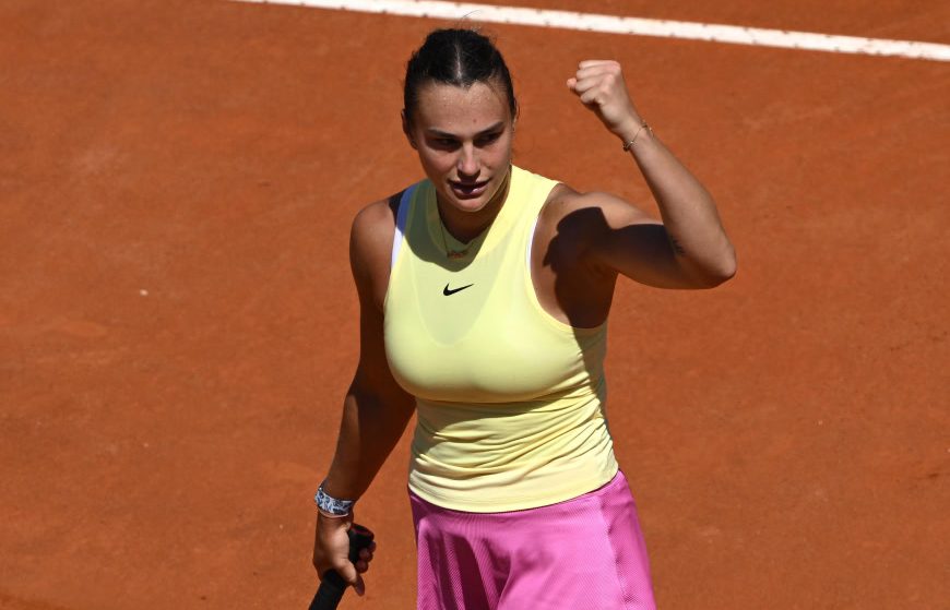 Арина Соболенко пробилась в полуфинал теннисного турнира в Риме