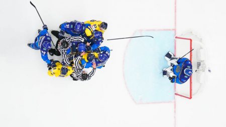 Сборная Казахстана по хоккею проиграла Швеции на ЧМ-2024