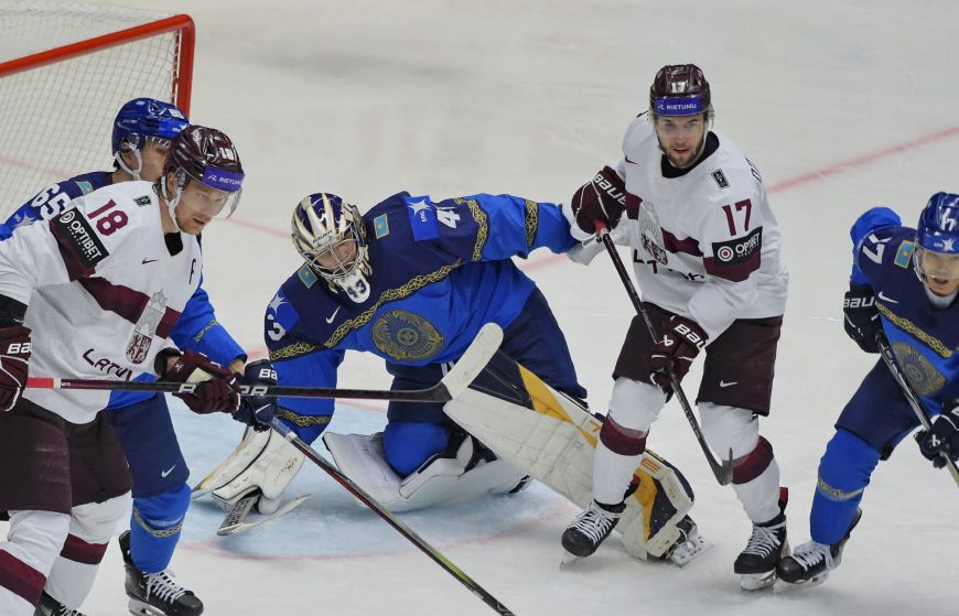 Сборная Казахстана по хоккею снова проиграла на ЧМ-2024