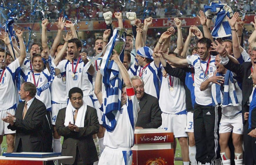 История ЧЕ: кто выиграл чемпионат Европы по футболу в 2004 году